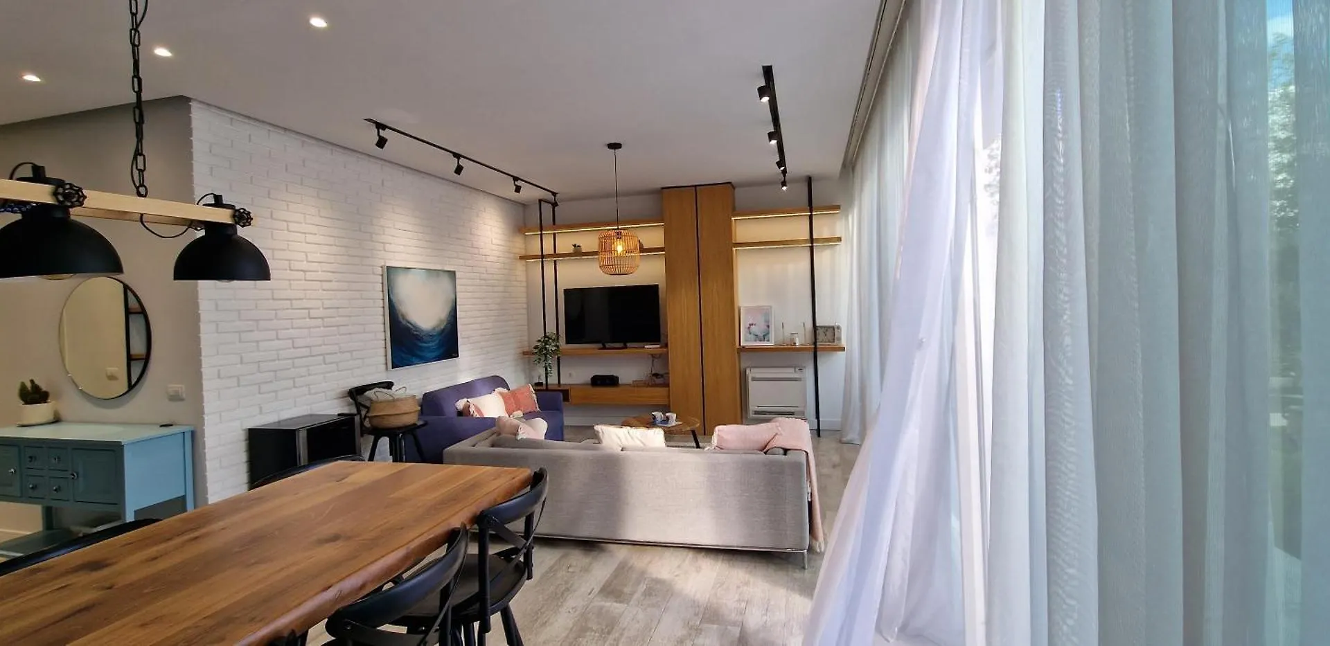 Villa Jon Palasa Green Coast